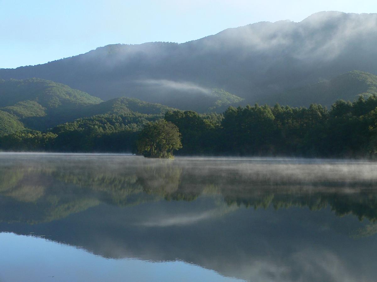 Urabandai Lake Resort Goshiki No Mori Kitashiobara Eksteriør billede